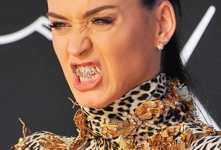 مشکل ناشی از گریل دندان grill