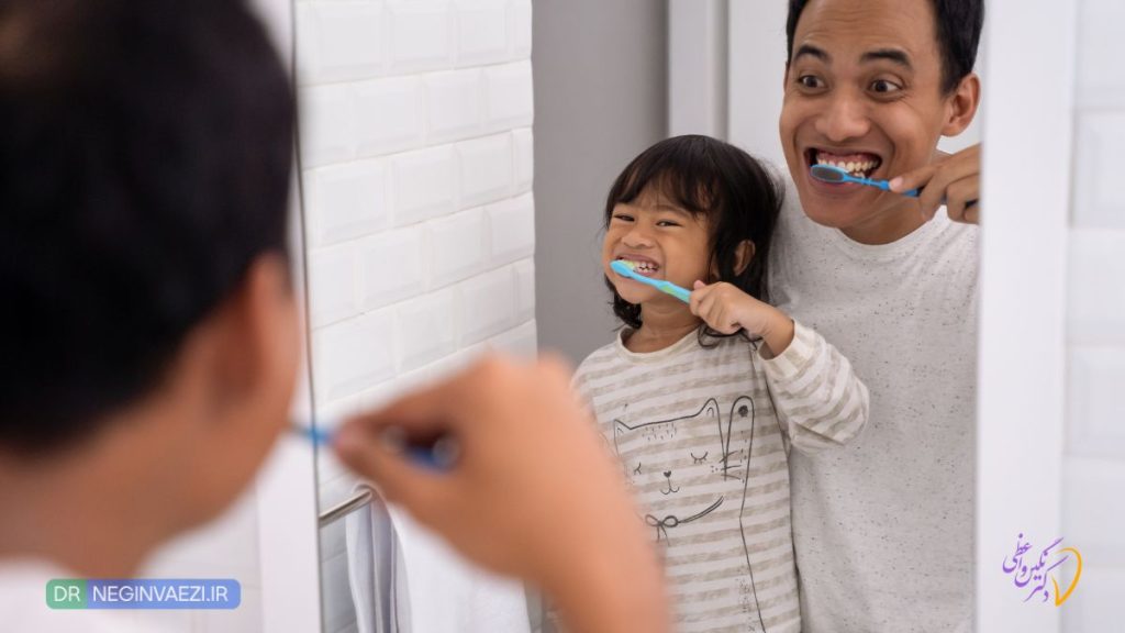 بهداشت دهان و دندان و مسواک زدن و نخ دندان کشیدن باعث افزایش عمر کامپوزیت دندان می شود.